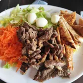 Salada com alcatra do Ki Lanches